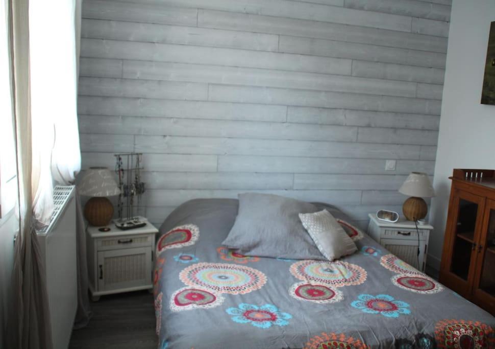 Jolie Chambre Dans Quartier Calme Eysines Luaran gambar